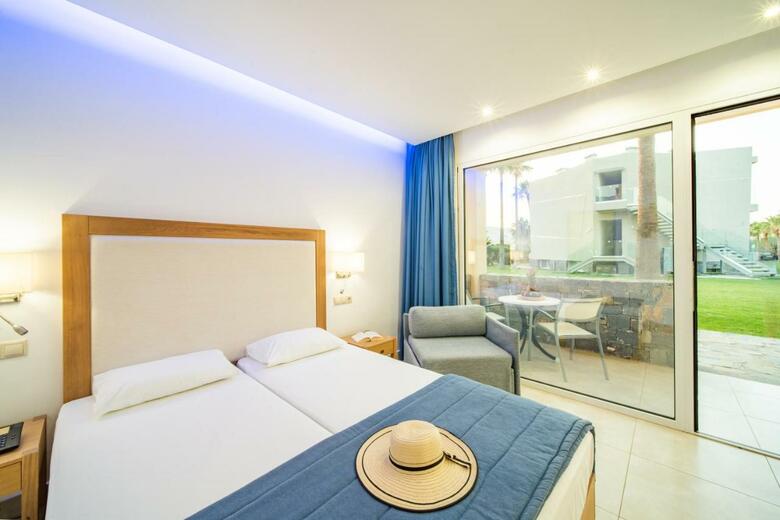 Hotel Aeolos Beach
