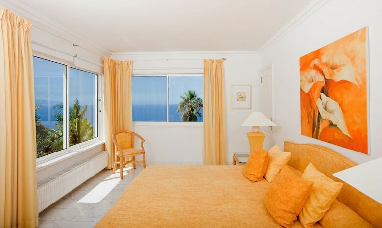 Hotel Jardin De La Paz