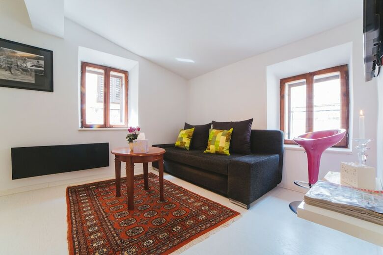 Apartamentos House Karkovich