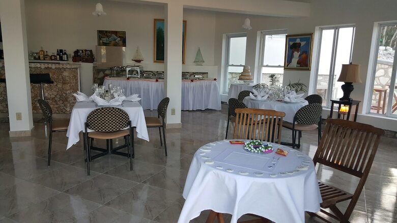 Hotel L Anse A L'eau Beach House