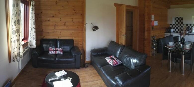 Watermeadow Lakes And Lodges