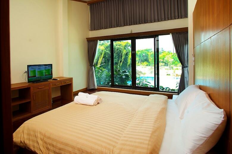 Hotel Blues River Resort Chanthaburi