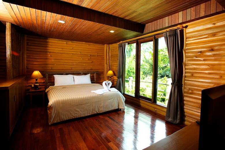 Hotel Blues River Resort Chanthaburi