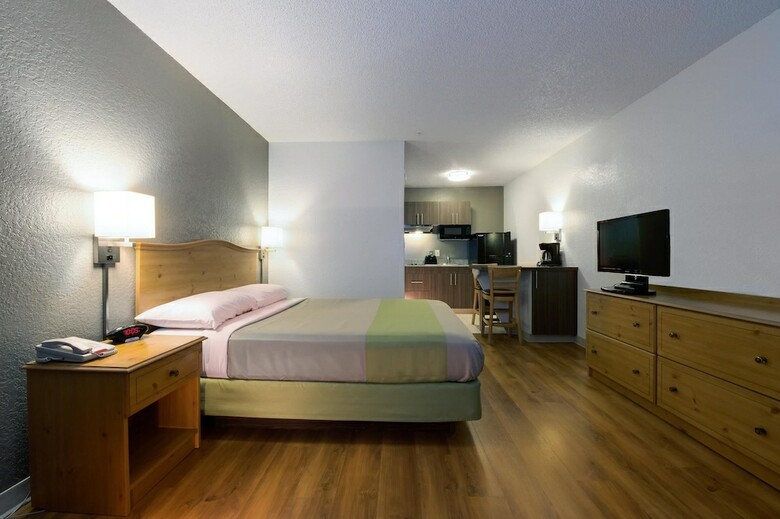 Motel Studio 6 West Palm Beach