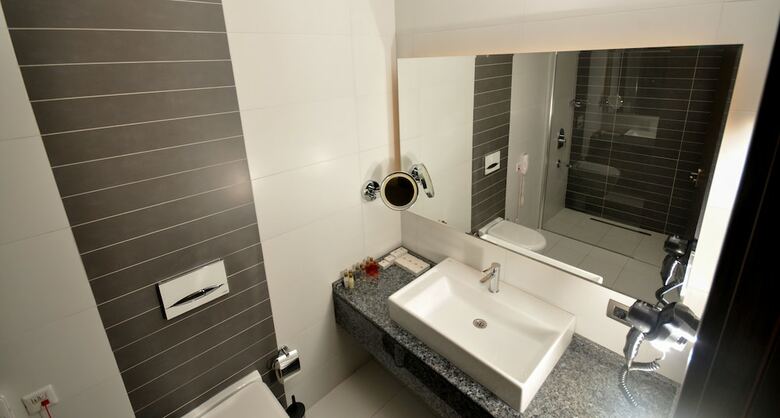 Hilly Hotel - Boutique Class