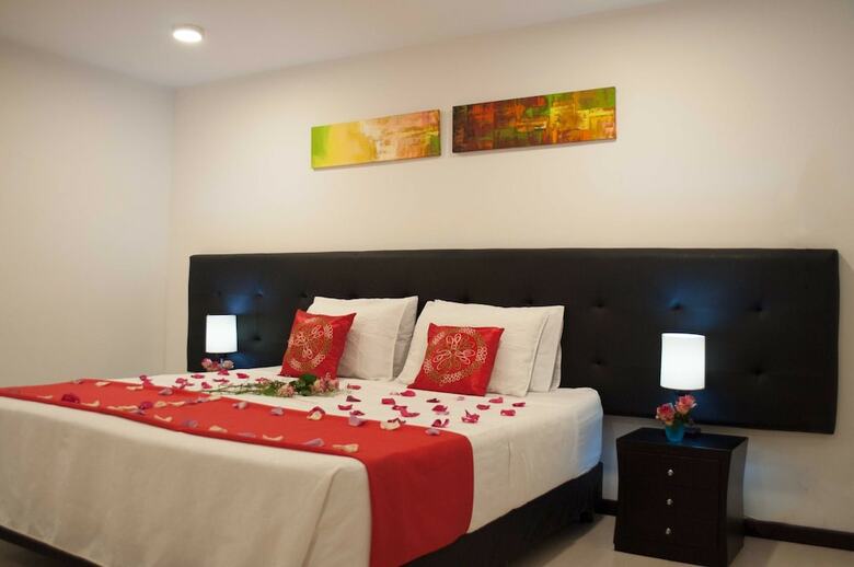 Hotel Ferias Park