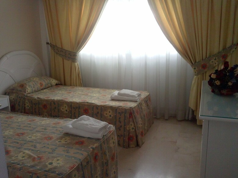 Aparthotel Playa Real