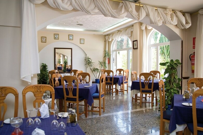 Aparthotel Playa Real