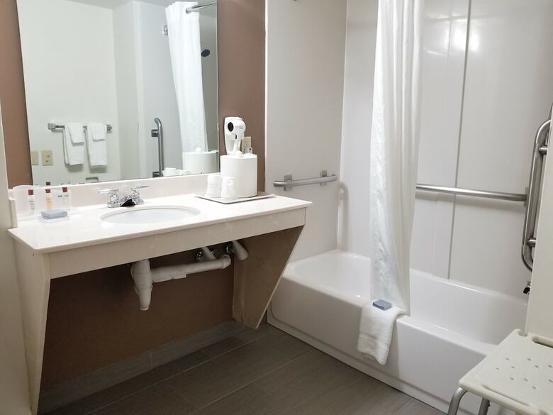 Hotel Wingate By Wyndham Raleigh Durham Airport Rtp