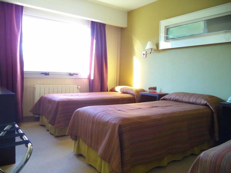 Hotel Mil 810