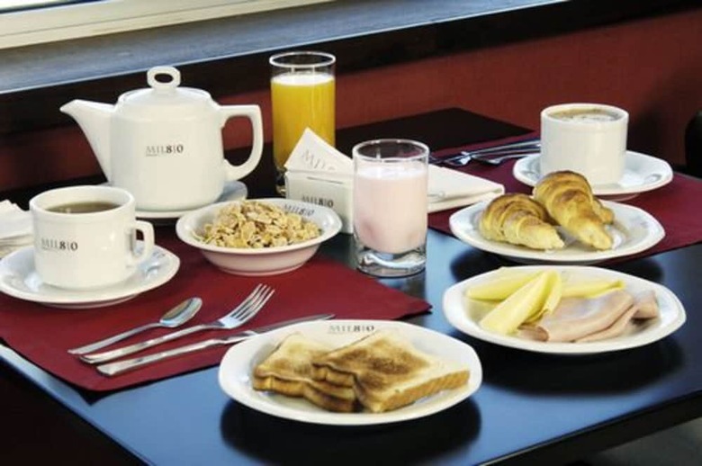 Hotel Mil 810