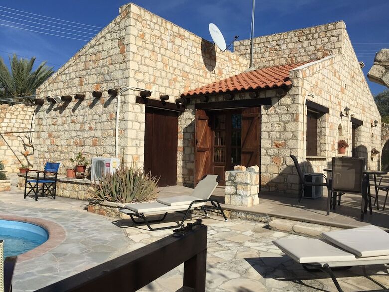 Villa De Michanna Properties Ltd