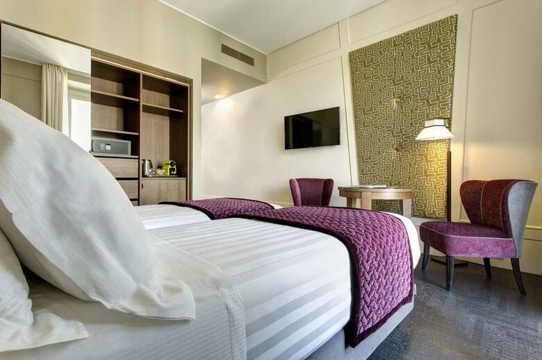 Hotel Mascagni Luxury Rooms & Suites