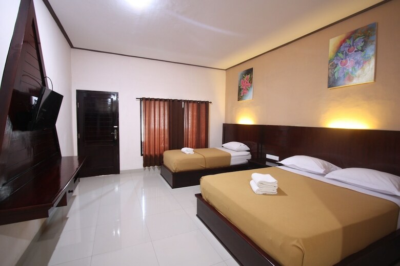 Hotel Suka Beach Inn