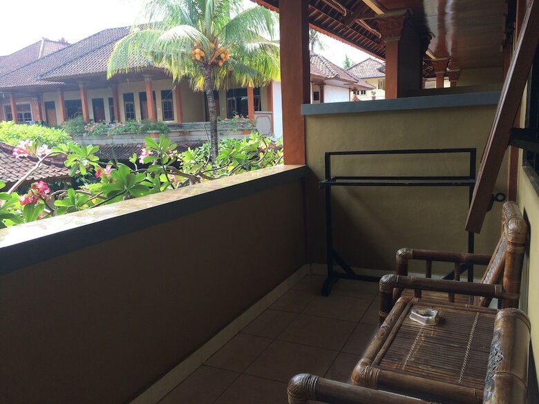 Hotel Suka Beach Inn