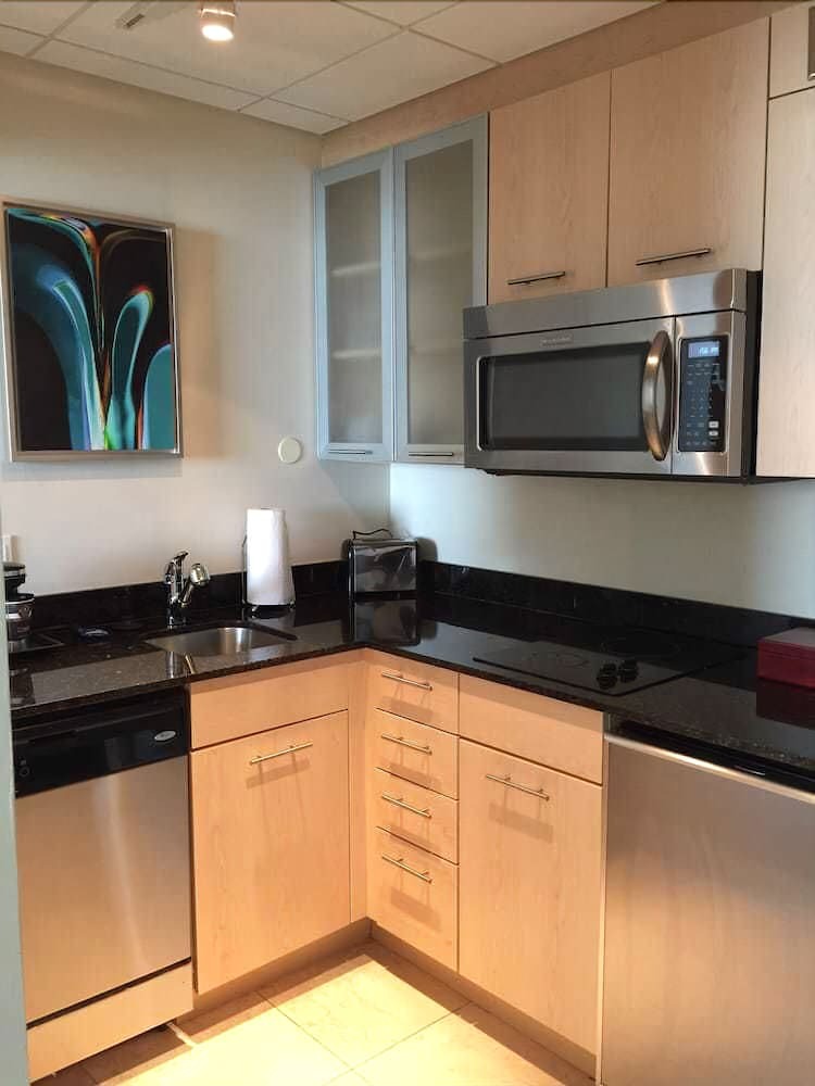 Gallery One Private Condos