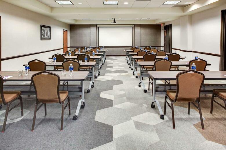 Hotel Hyatt Place Tampa/busch Gardens