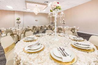 Clarion Hotel & Conference Center