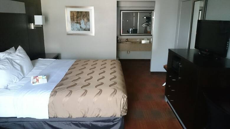 Hotel Quality Inn & Suites Stuttgart North