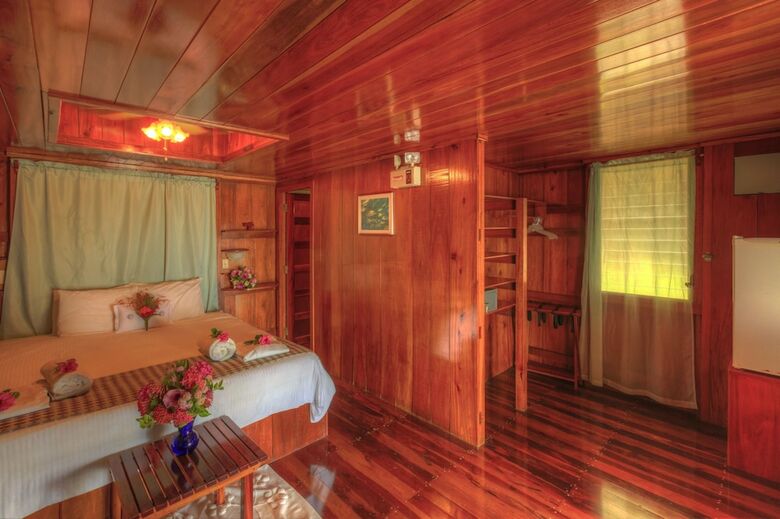Posada St. George's Caye Resort