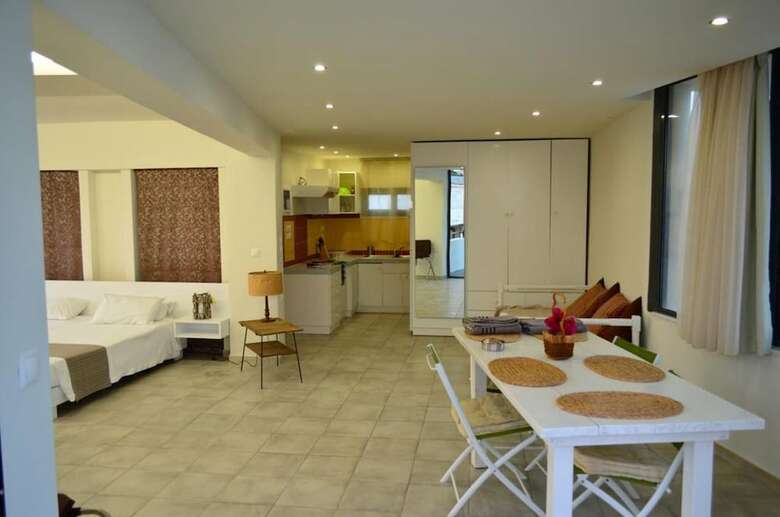Marnin Apartments