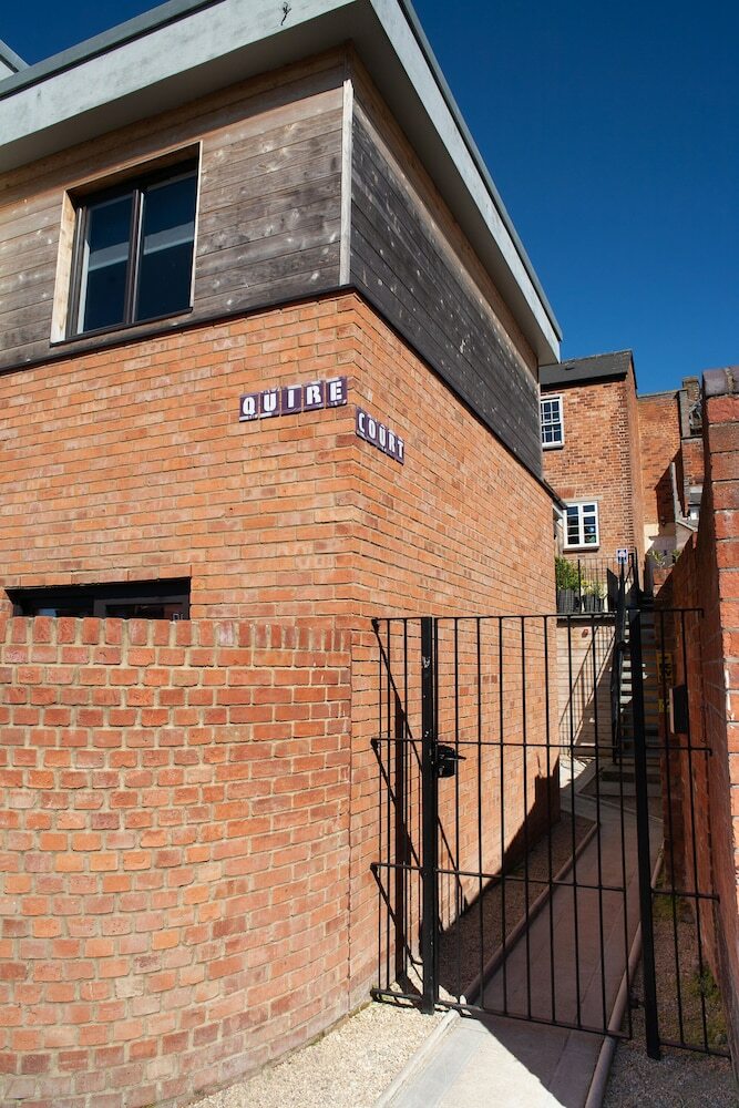 Quire Court Apartments