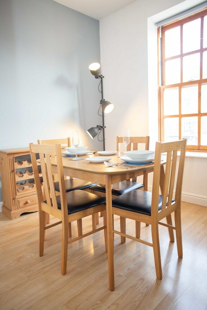 Quire Court Apartments