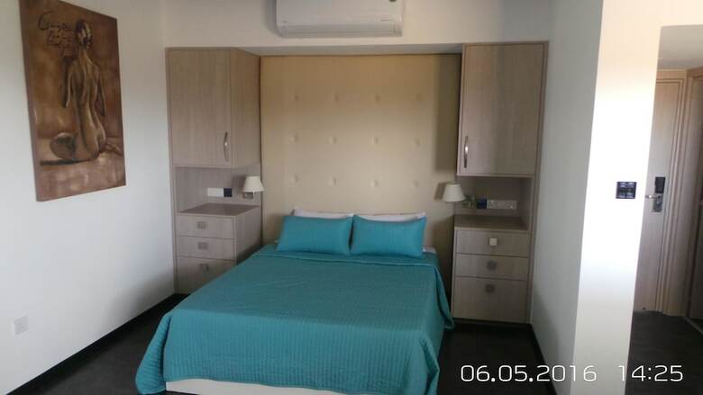 Aparthotel Neptune Hotel Apartments