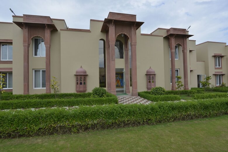 Hotel Orchha Palace And Convention Centre