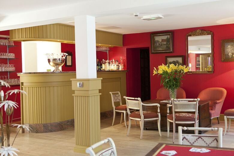 Hotel � En Couleur
