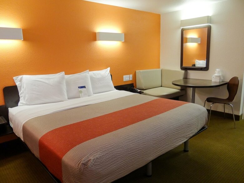 Motel 6 Erie Pa