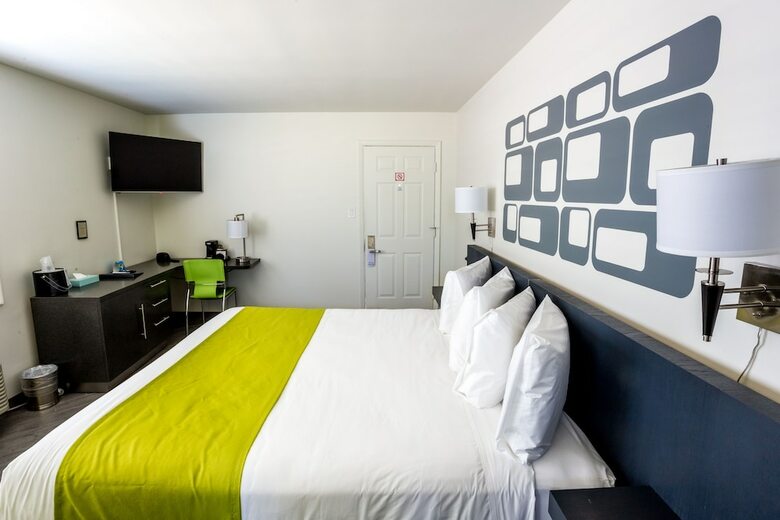 Hotel University Inn