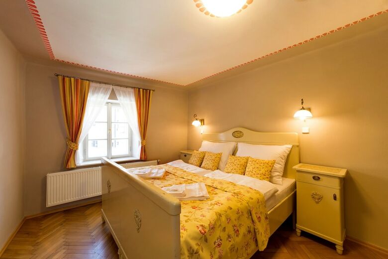 Pension Apartments  Kajovska 63