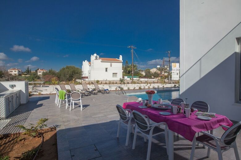 Greco Villas
