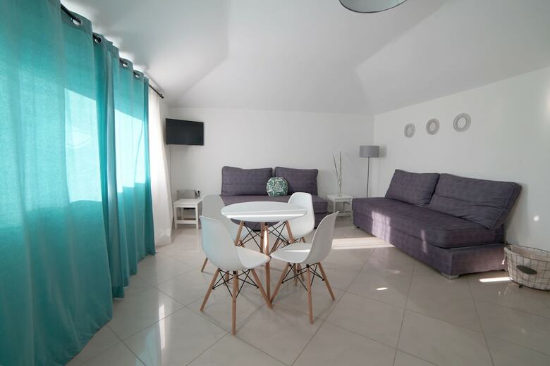 Aparthotel Mirsini Studios & Apartments