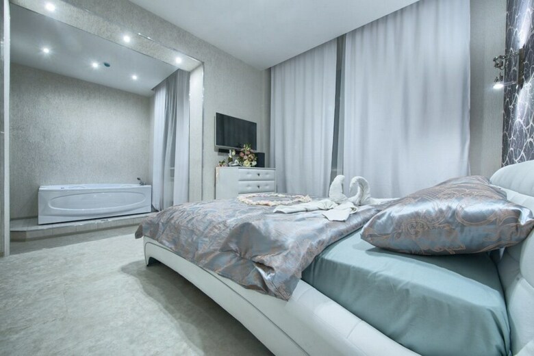 Alex Hotel On Prosveshcheniya