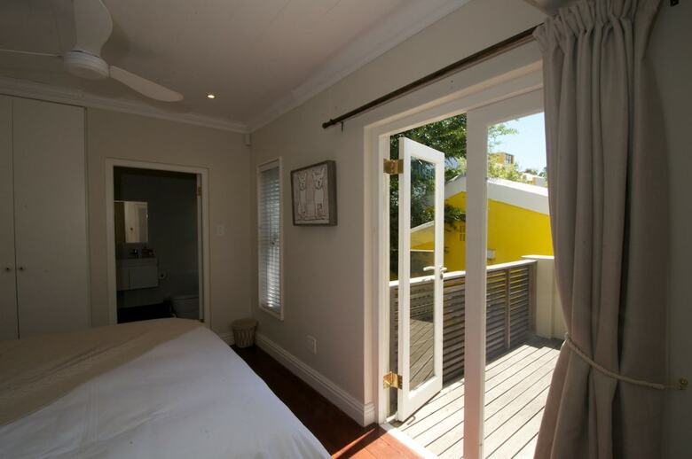 Apartamentos Purple House