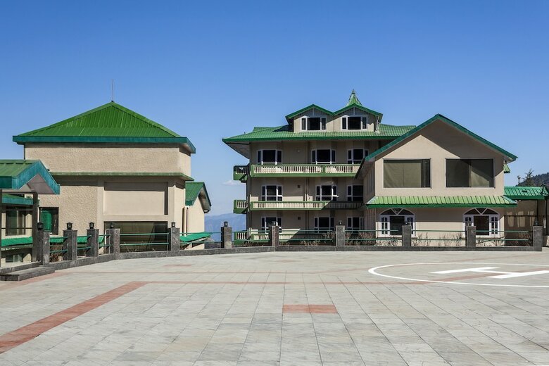 Hotel Sterling Kufri