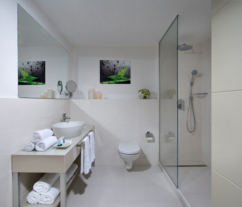 Hotel Ramada Resort By Wyndham Hadera Beach