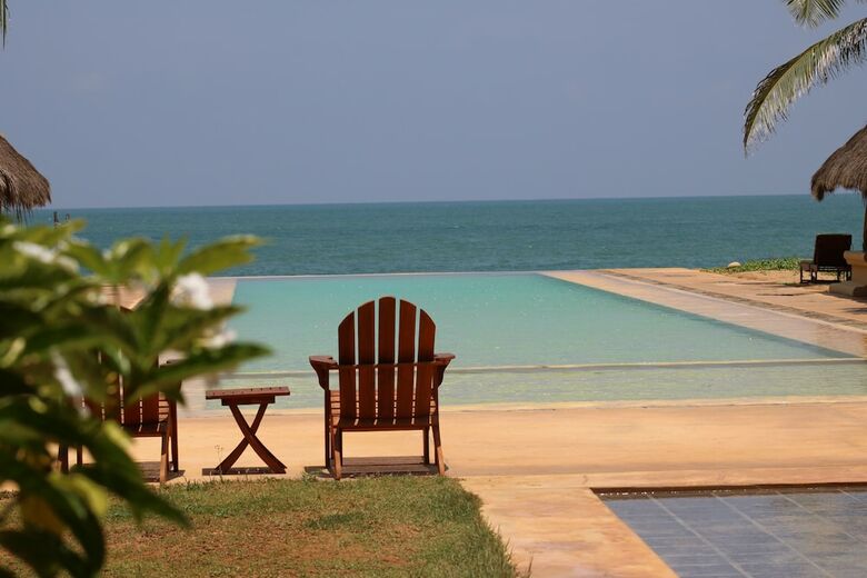 Villa Bar Reef Resort