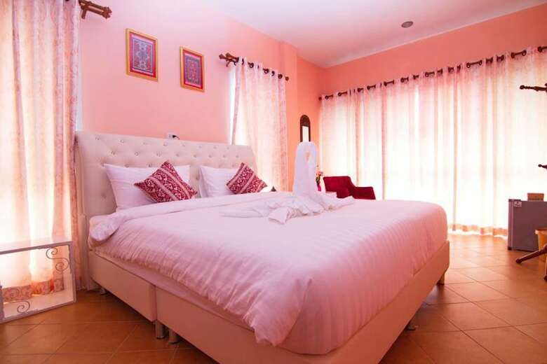 Hotel Chowdhury Home