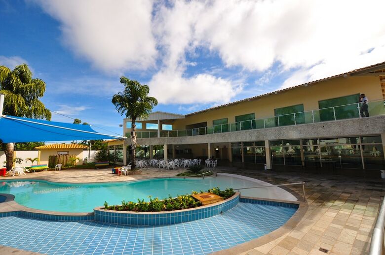 Hotel Diroma Resort