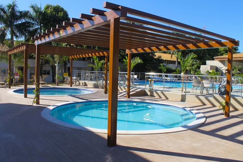 Hotel Diroma Resort