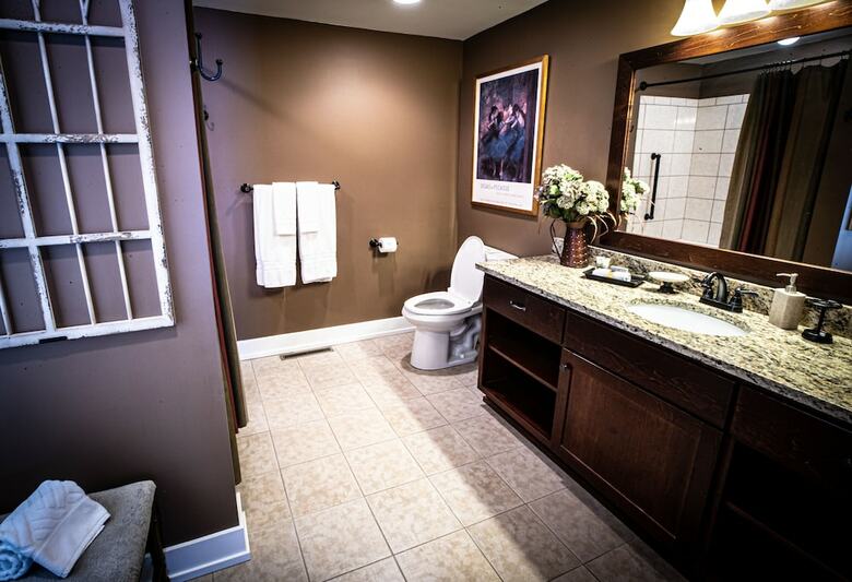 Bed & Breakfast Twin Oaks Inn