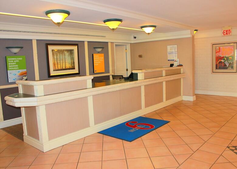 Hotel Good Gracious Inn