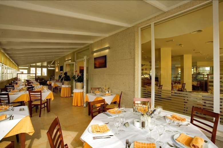 Hotel Playa Langosteira