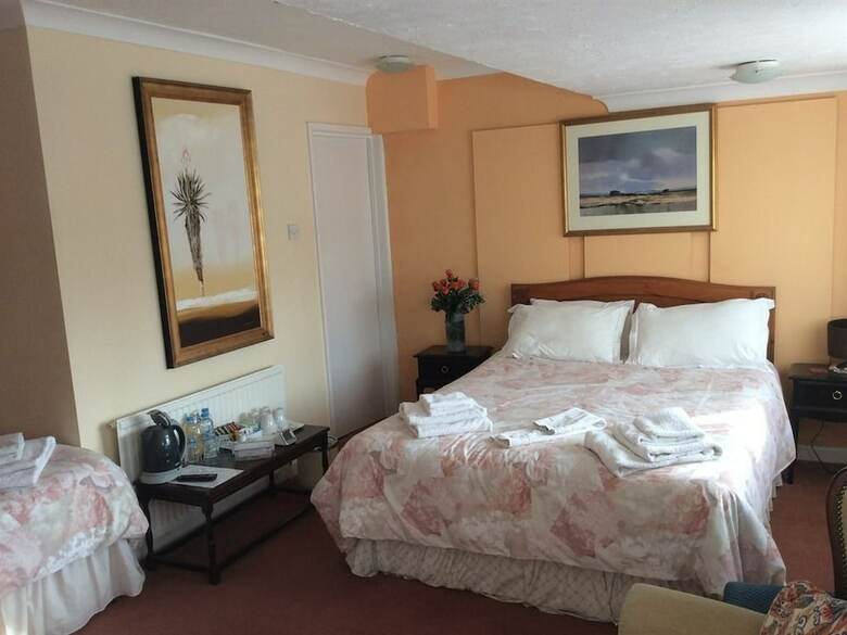 Bed & Breakfast Leeward House