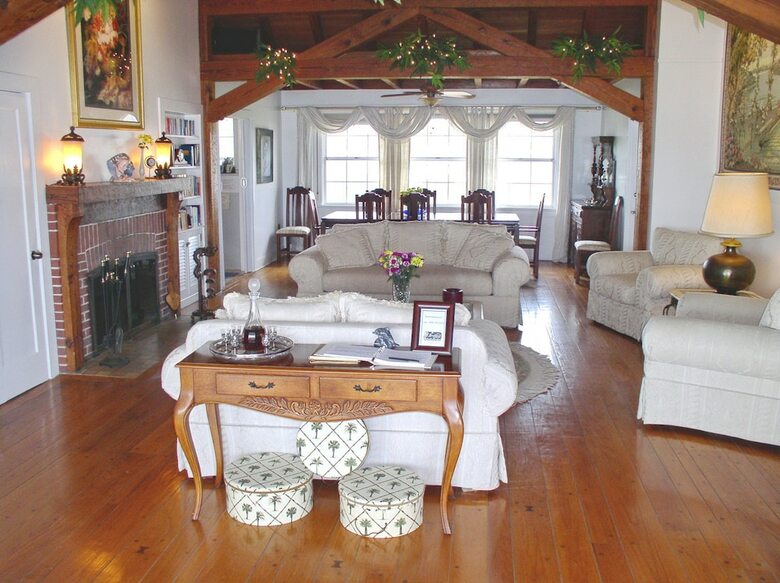 Beachfront Bed & Breakfast