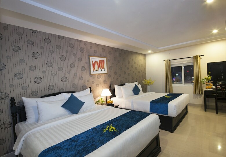 Sunrise Central Hotel