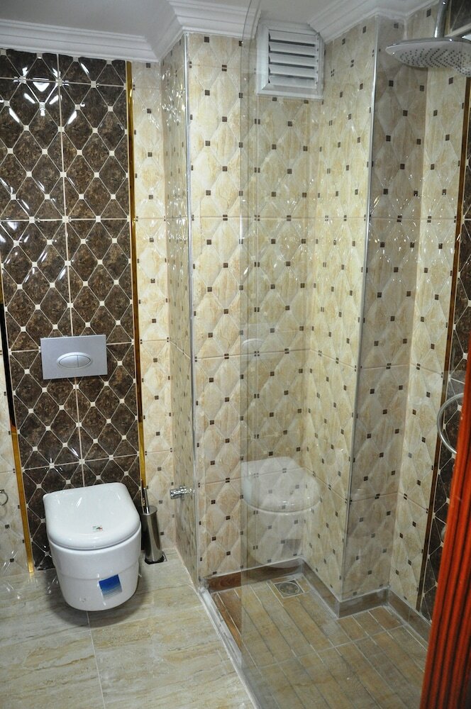 Bursa Madi Hotel